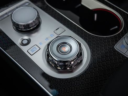 New 2026 Genesis GV80 3.5T e-SC image 26