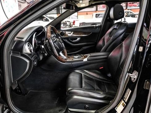 Used 2018 Mercedes-Benz C 300 Sedan image 6