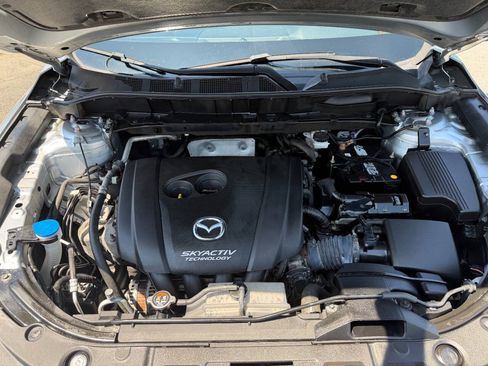 Used 2017 MAZDA CX-5 Touring w/ Preferred Equipment Package AWD/4WD image 47