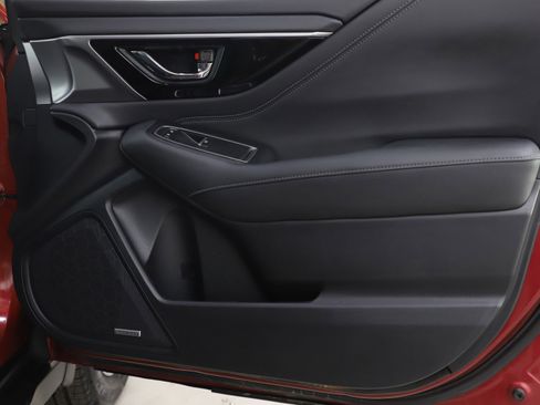 Used 2024 Subaru Outback Limited image 9