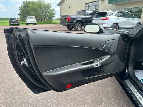 Used 2008 Chevrolet Corvette Convertible w/ Preferred Equipment Group RWD image 16