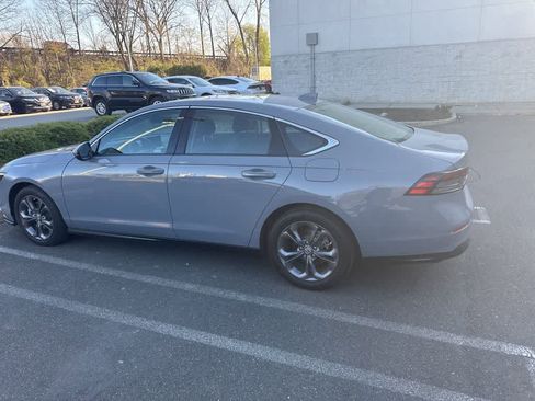 Used 2023 Honda Accord EX-L image 18