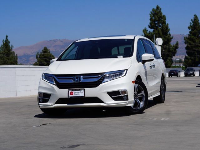Used 2019 Honda Odyssey Touring image 3