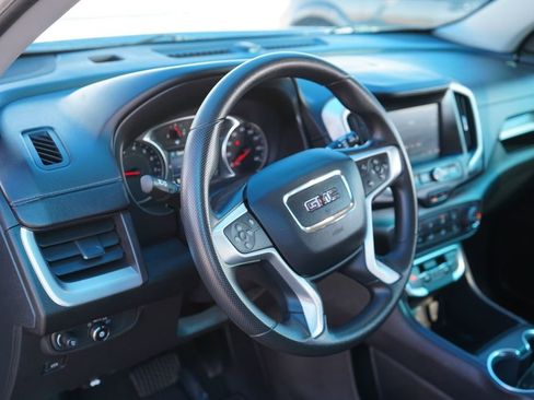 Used 2024 GMC Terrain SLE image 16