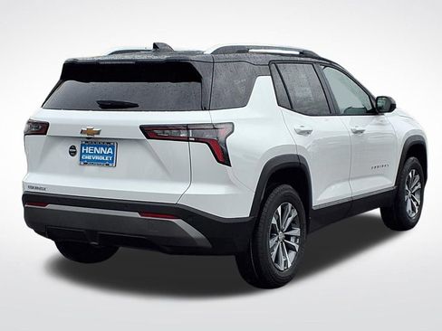 New 2026 Chevrolet Equinox LT FWD image 4