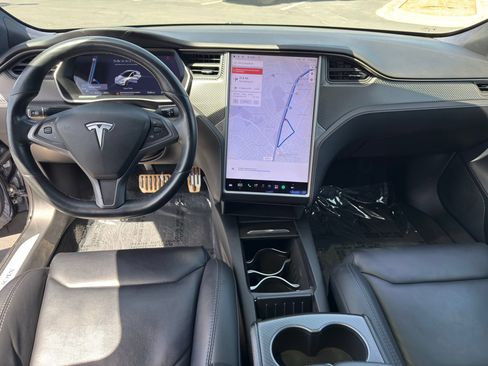 Used 2020 Tesla Model S Performance AWD/4WD image 24