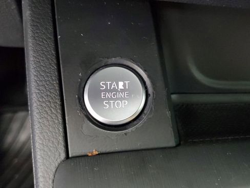 Used 2017 Audi A4 2.0T Ultra Premium w/ Convenience Package image 31