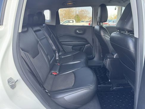 Used 2020 Jeep Compass Altitude image 13