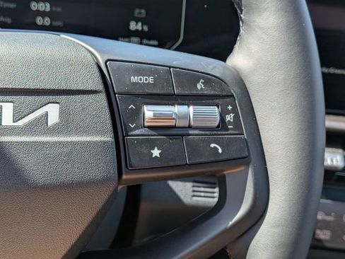 New 2026 Kia Sportage SX FWD image 14