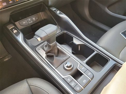 New 2025 Kia Sorento S w/ Panoramic Sunroof Package image 18