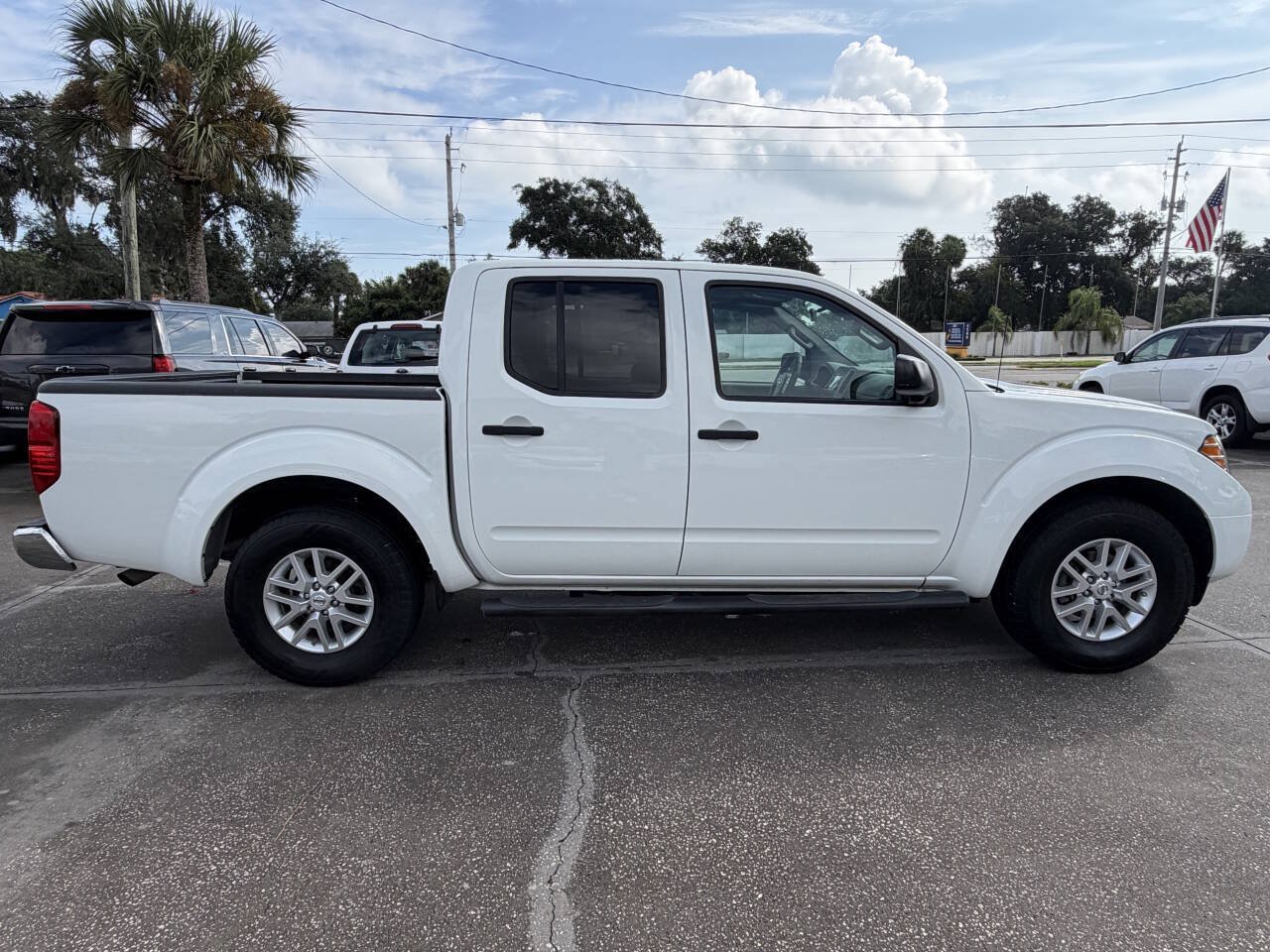 Used 2016 Nissan Frontier SV RWD image 9