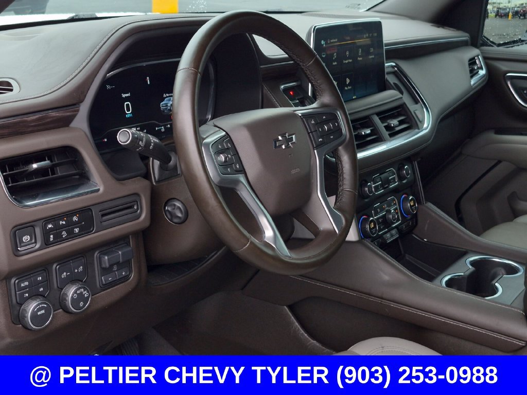 Used 2024 Chevrolet Tahoe Z71 w/ Luxury Package AWD/4WD image 32