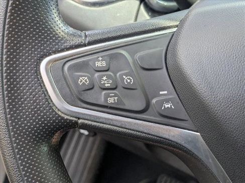 Used 2022 Chevrolet Equinox LS FWD image 4