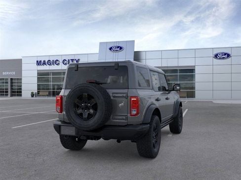 New 2025 Ford Bronco Big Bend w/ Black Diamond Package image 8