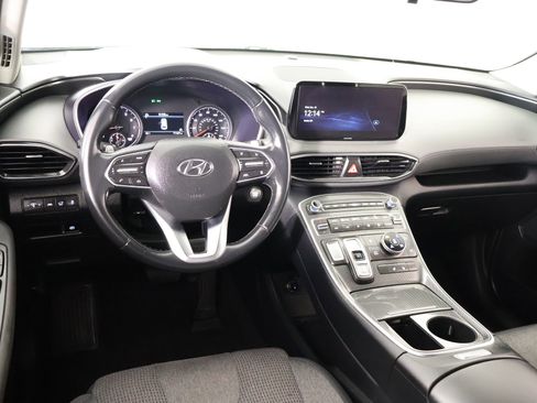 Used 2023 Hyundai Santa Fe SEL image 2