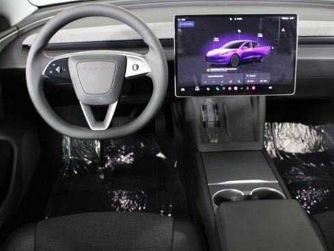 Used 2025 Tesla Model 3 Long Range image 4