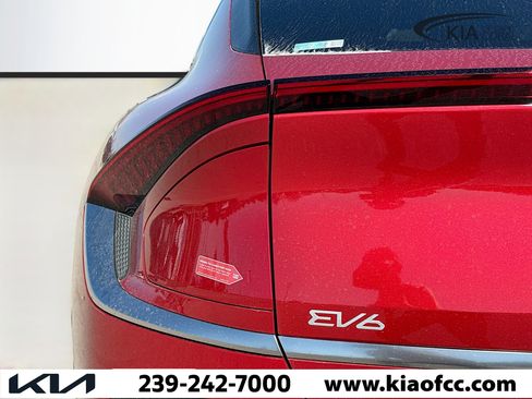 New 2025 Kia EV6 Wind image 10