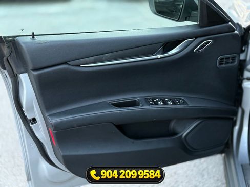 Used 2018 Maserati Ghibli RWD image 12