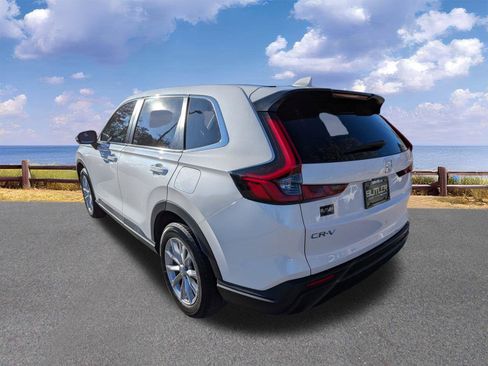 Used 2023 Honda CR-V EX image 6