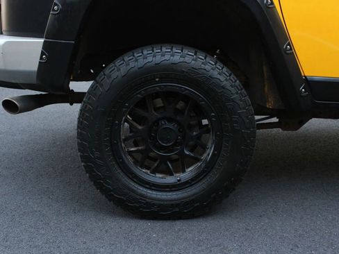 Used 2007 Toyota FJ Cruiser 4WD image 5