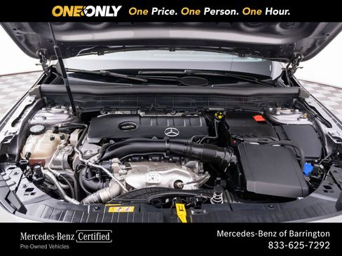 Used 2023 Mercedes-Benz GLB 250 4MATIC w/ Premium Package image 33