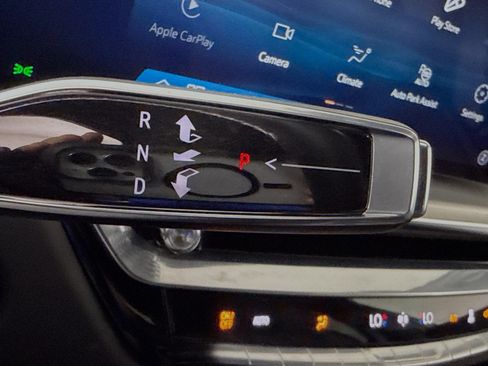 Used 2024 Cadillac Lyriq Luxury w/ LPO, Floor Liner Package image 20