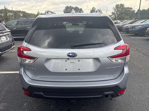 Certified 2023 Subaru Forester Premium AWD/4WD image 4