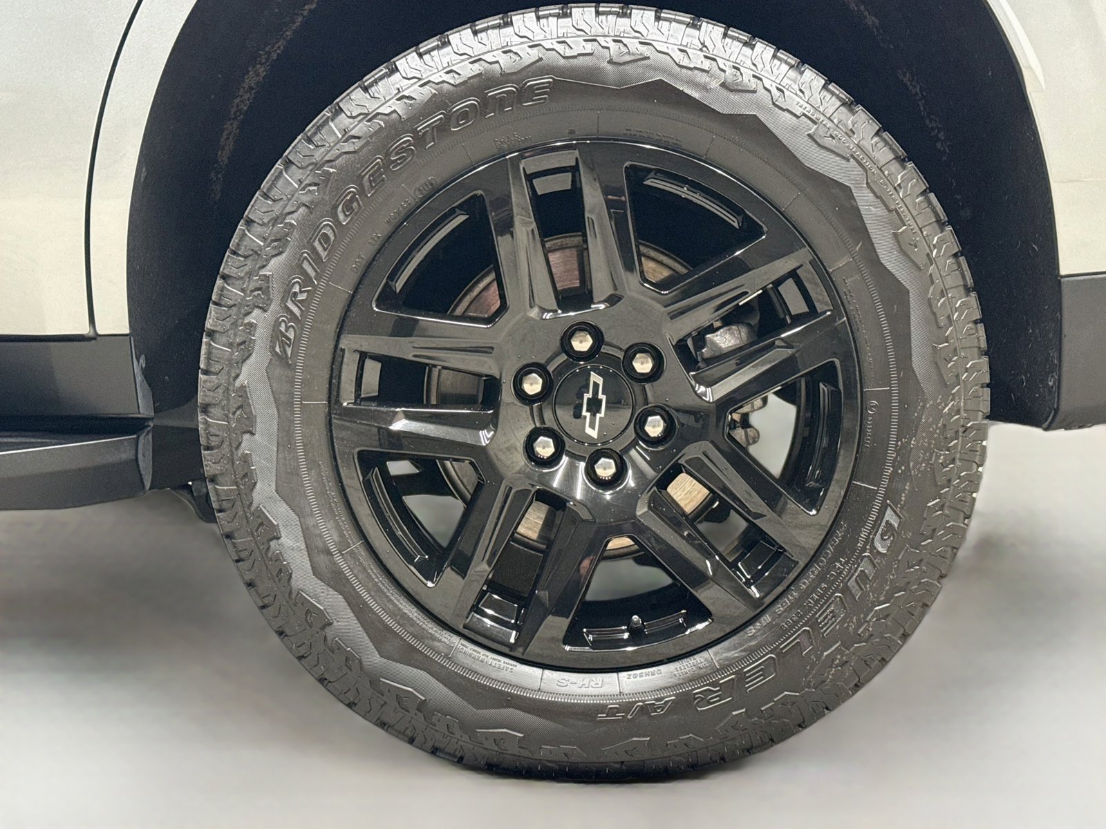Used 2025 Chevrolet Tahoe LT w/ Comfort Package AWD/4WD image 36