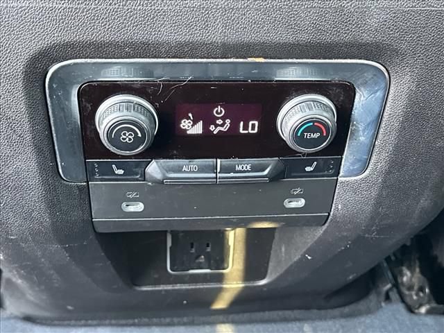 Certified 2021 Chevrolet Tahoe Premier w/ Premium Package RWD image 18