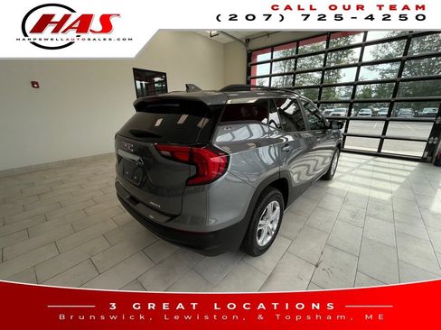Used 2021 GMC Terrain SLE w/ Driver Convenience Package AWD/4WD image 6