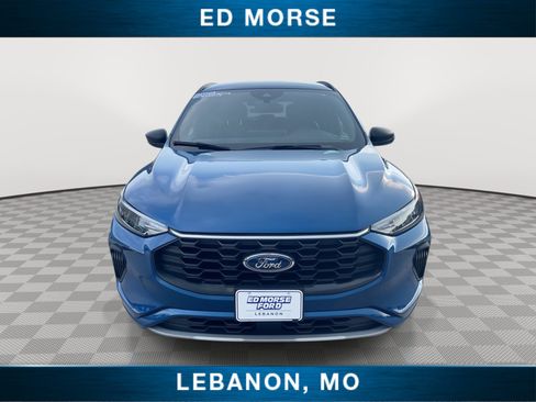 Used 2023 Ford Escape ST-Line w/ Tech Pack #1 AWD/4WD image 3