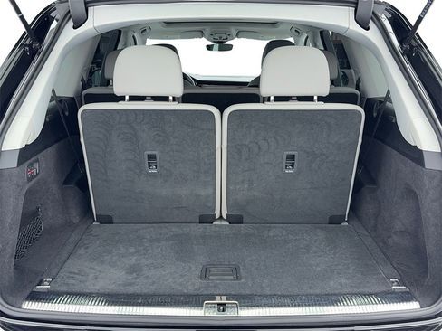 Used 2022 Audi Q7 3.0T Premium image 13