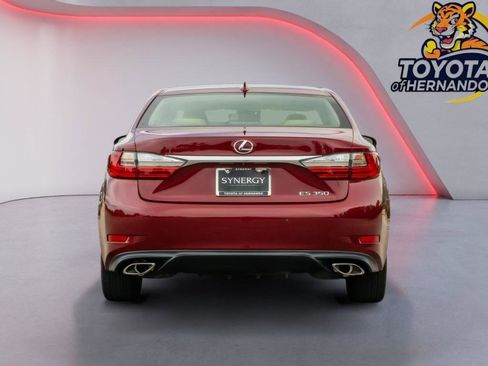 Used 2018 Lexus ES 350 w/ Navigation System Package FWD image 6
