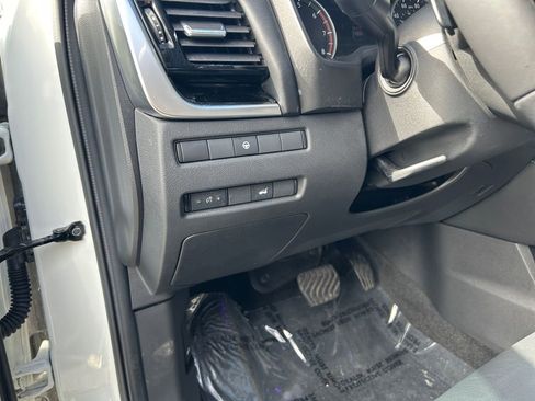 Used 2023 Nissan Rogue SL w/ SL Premium Package AWD/4WD image 19