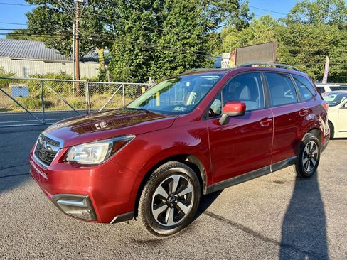 Used 2017 Subaru Forester 2.5i Premium w/ Popular Package #2A image 2