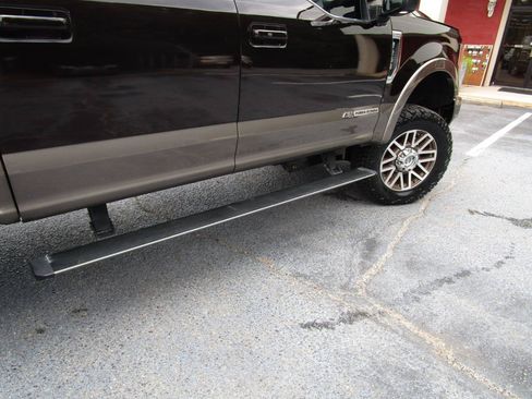 Used 2019 Ford F250 King Ranch w/ King Ranch Ultimate Package AWD/4WD image 36