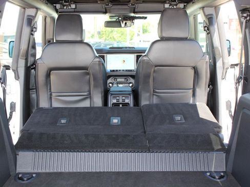 Used 2025 Ford Bronco Outer Banks AWD/4WD image 22
