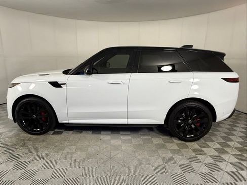Certified 2023 Land Rover Range Rover Sport SE Dynamic image 3