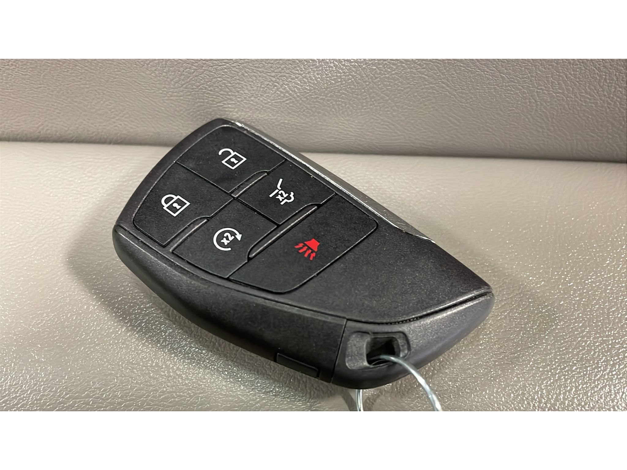 Used 2026 GMC Acadia Elevation w/ Elevation Premium Package AWD/4WD image 19