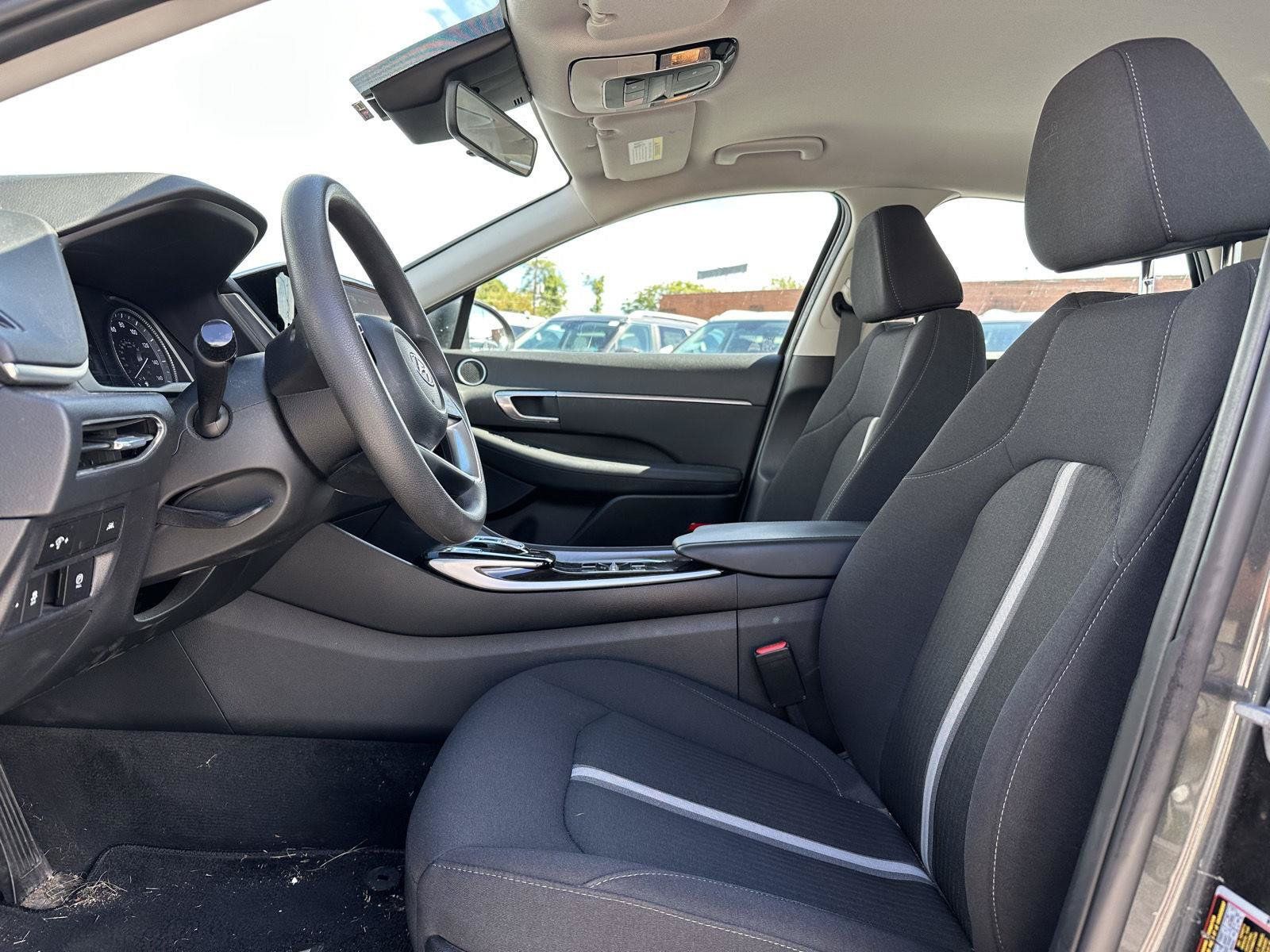 Certified 2023 Hyundai Sonata SEL w/ Preferred Accessory Package FWD image 11