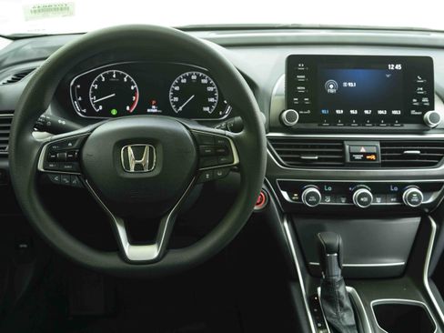 Used 2018 Honda Accord LX image 19