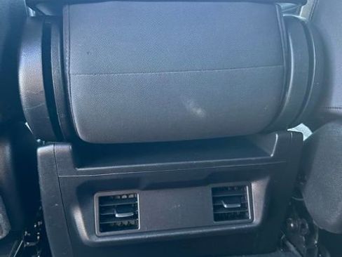 Used 2021 Chevrolet Silverado 2500 Custom w/ Custom Convenience Package image 16