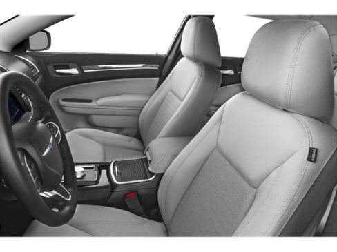 Used 2021 Chrysler 300 S w/ S Model Appearance Package RWD image 12