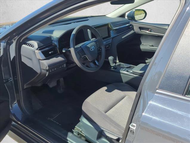 Used 2025 Toyota Camry LE FWD image 11