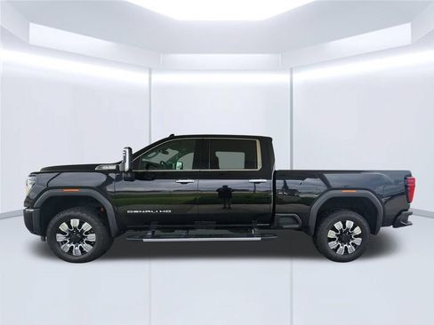 Used 2024 GMC Sierra 2500 Denali AWD/4WD image 6