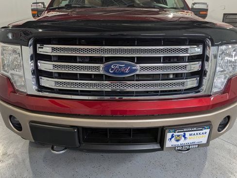Used 2014 Ford F150 Lariat w/ Lariat Chrome Package image 54