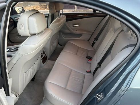 Used 2010 BMW 528i 528i Sedan 4D image 10