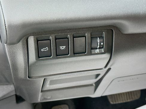 Used 2023 Subaru Ascent Touring AWD/4WD image 11
