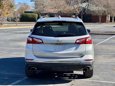 Used 2018 Chevrolet Equinox Premier image 6
