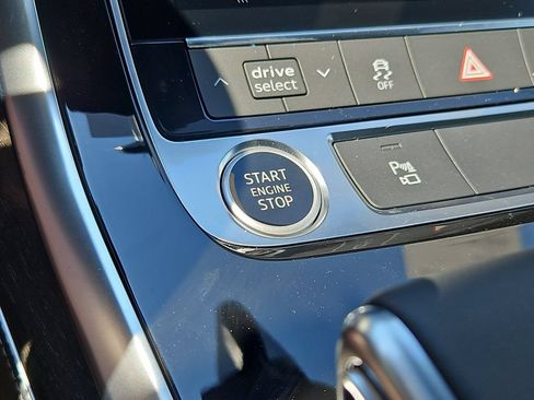 New 2026 Audi Q7 2.0T Premium Plus AWD/4WD image 17